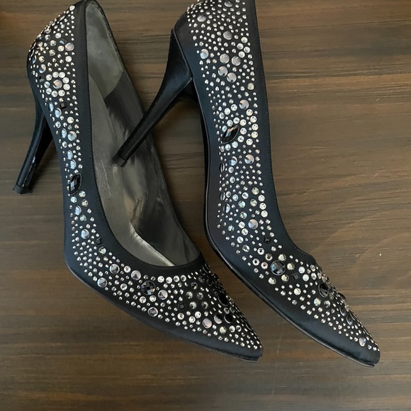 Stuart Weitzman Embellished Black Pumps - Picture 2 of 5